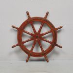 569398 Ship's wheel